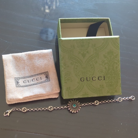 Authentic Gucci bracelet - Picture 1 of 4